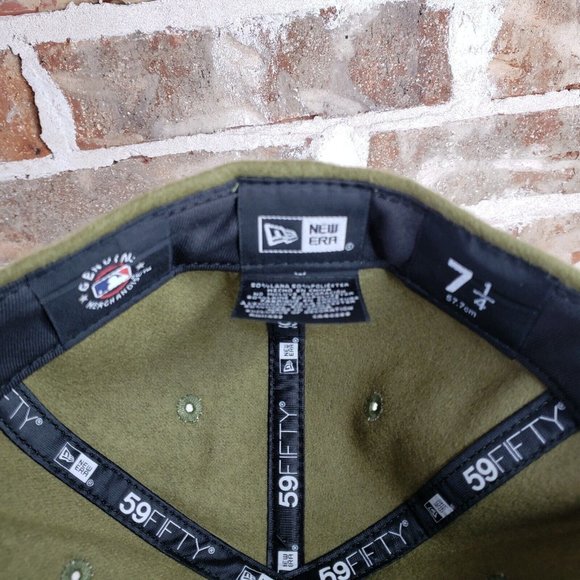 New Era 59FIFTY NY Yankees Urban Outfitters Fitted Hat 7 1/4 Wool Green Olive - Picture 10 of 10